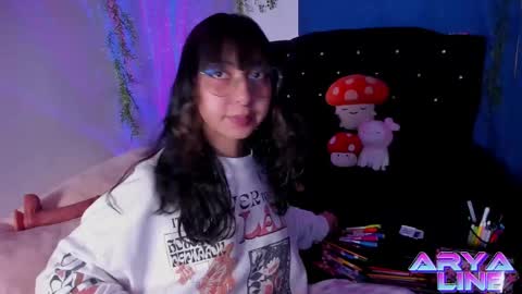 Snapshot of arya_line chatting on 02-14-25, 05:51 Arys online show from 02-14-25, 05:51