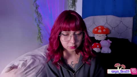 Snapshot of arya_line chatting on 03-01-25, 01:32 Arys online show from 03-01-25, 01:32