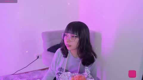 Snapshot of arya_line chatting on 06-11-26, 03:04 Arys online show from 06-11-26, 03:04
