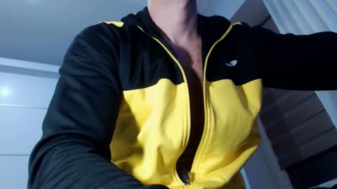 Snapshot of aryanaian1 chatting on 01-20-25, 07:46 AryanAian1 online show from 01-20-25, 07:46