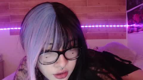 Snapshot of asami_chieko_ chatting on 03-01-25, 04:54 Asami online show from 03-01-25, 04:54