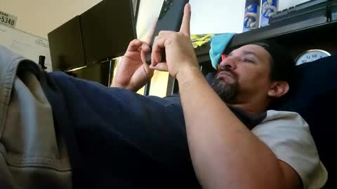 devilPup75 online show from 12-01-25, 10:42