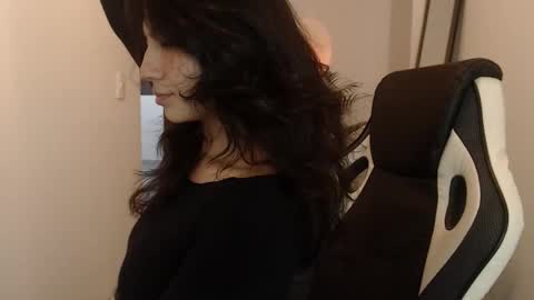 Saray online show from 03-26-26, 12:50