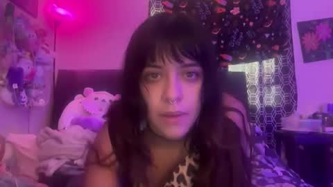 ascendingaura222 online show from 02-07-26, 10:24