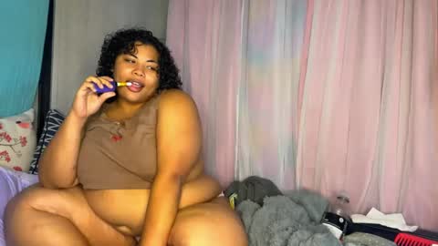 Snapshot of asettheegoddess chatting on 01-13-25, 12:30 TheeGoddessAset online show from 01-13-25, 12:30