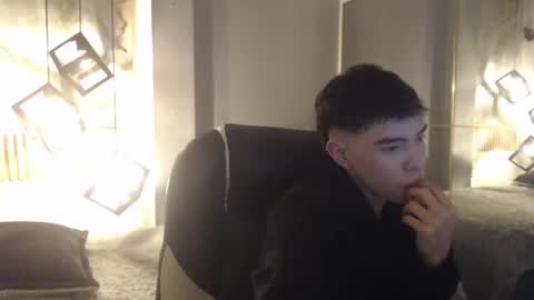 ash_kai online show from 07-04-26, 08:15
