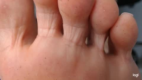 Snapshot of ash_nicefeet chatting on 02-18-25, 05:09 ashley online show from 02-18-25, 05:09