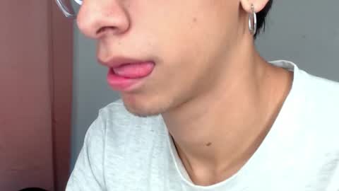 Ash online show from 01-10-26, 07:04