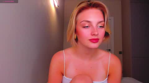 Snapshot of ashbunny_ chatting on 12-27-24, 06:10 your pretty Ashley online show from 12-27-24, 06:10
