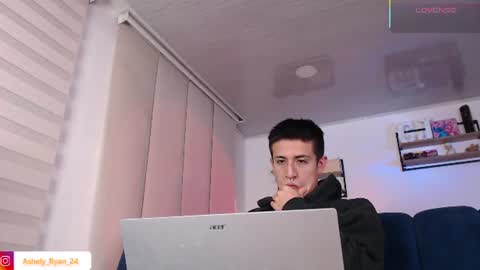 Snapshot of ashely_ryan24 chatting on 07-22-26, 12:24 Ashley And Ryan online show from 07-22-26, 12:24