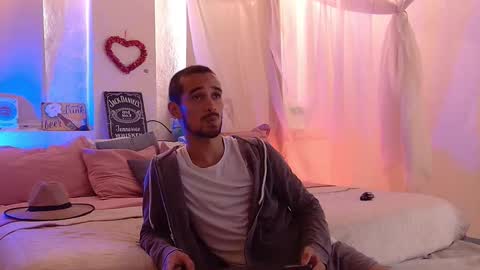 CARIBBEAN DREAM online show from 02-22-26, 08:51