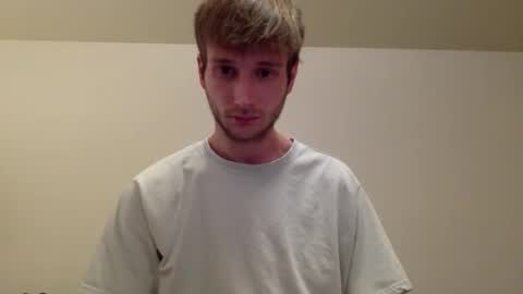Snapshot of ashingwest97 chatting on 10-18-25, 02:14 Ashing online show from 10-18-25, 02:14