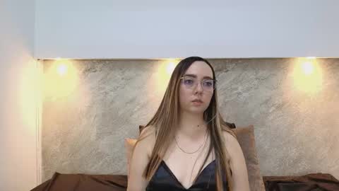 Asley Bennet online show from 11-23-25, 04:56