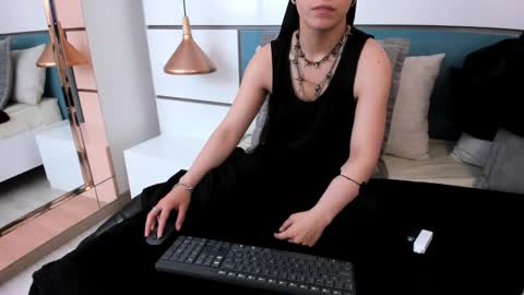 Ashkoreh online show from 03-12-26, 11:00