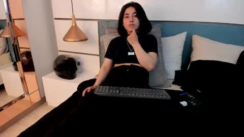 Ashkoreh online show from 05-15-26, 08:49
