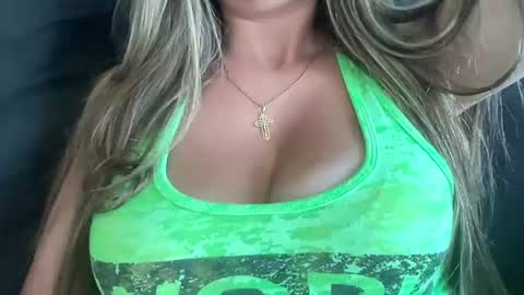 Snapshot of ashley0069xx chatting on 06-25-26, 02:10 ashley0069xx online show from 06-25-26, 02:10