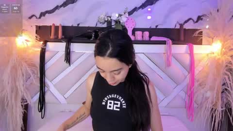 Snapshot of ashley_7777 chatting on 04-24-26, 01:35 ashley_7777 online show from 04-24-26, 01:35
