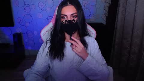 Snapshot of ashley__cooper__ chatting on 10-24-25, 03:14 Yasmina online show from 10-24-25, 03:14