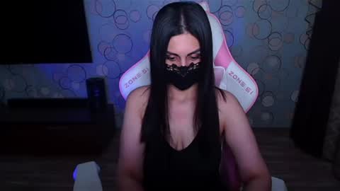   Yasmina   online show from 07-17-26, 03:57
