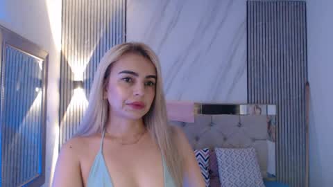 ashley__tylor online show from 04-18-26, 02:26