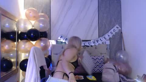 Snapshot of ashley__tylor chatting on 04-24-26, 10:12 ashley__tylor online show from 04-24-26, 10:12