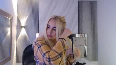 Snapshot of ashley__tylor chatting on 06-08-26, 03:56 ashley__tylor online show from 06-08-26, 03:56