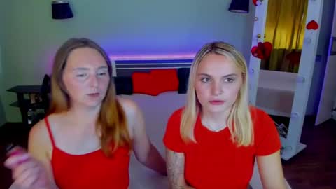 Snapshot of ashley_crashly chatting on 07-24-26, 08:01 Alina online show from 07-24-26, 08:01