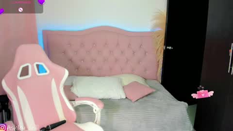 Ashley online show from 05-10-26, 10:04