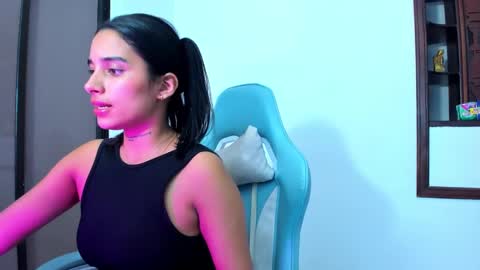 ASHLEY online show from 01-25-25, 02:26