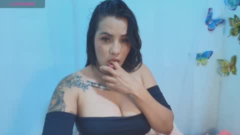 ashley_joyx_ online show from 05-20-26, 03:45