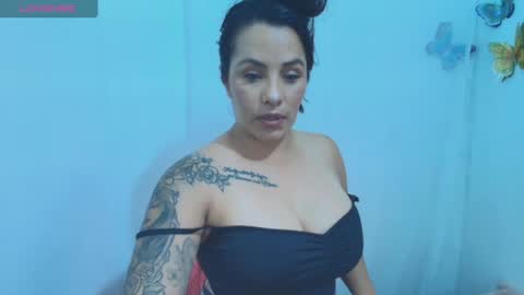 ashley_joyx_ online show from 06-30-26, 04:35