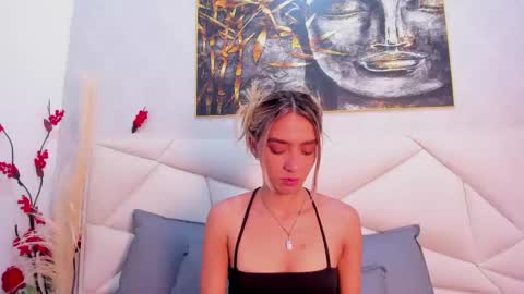 ashley_miller26 online show from 03-02-25, 11:18