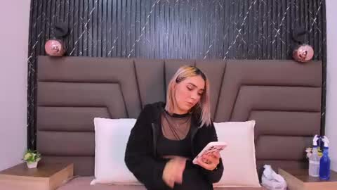 ashley_miller26 online show from 07-24-26, 12:03