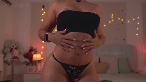  Ashley  online show from 06-11-26, 12:54