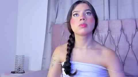 Snapshot of ashley_piinkk chatting on 03-07-25, 01:07 Ashley online show from 03-07-25, 01:07