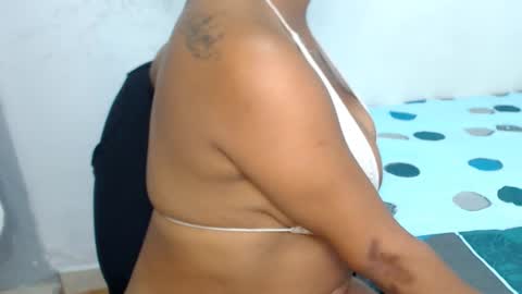 Ashley online show from 09-18-25, 07:27