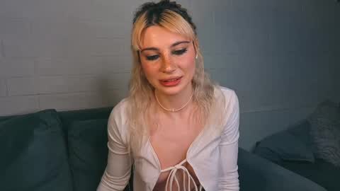 Ashley online show from 03-28-26, 12:21