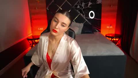 ashleybaee online show from 11-19-25, 02:17