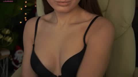 ashleybaee online show from 01-18-26, 01:04