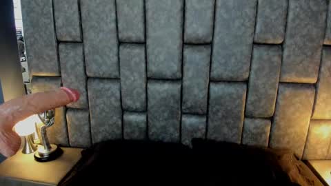 ASHLEY  My schedule 600 - 1400 GMT -5 online show from 02-20-25, 11:20