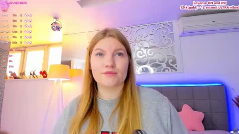 AshleyJonse online show from 10-22-25, 04:57