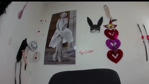 Ashley online show from 01-30-25, 01:55