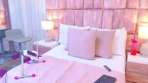 AshleyRoberh online show from 04-06-26, 07:37