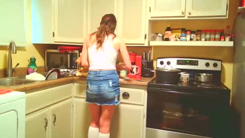 Snapshot of ashleyshyne69 chatting on 01-13-25, 05:12 Ashley online show from 01-13-25, 05:12