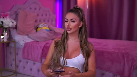 Ashley online show from 03-06-25, 08:16