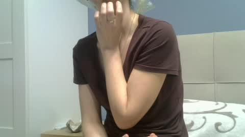 Ashley online show from 04-16-26, 06:58