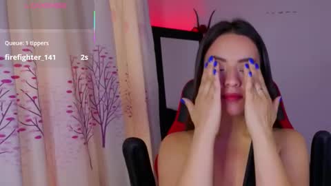 ASHLEY online show from 01-10-26, 03:25