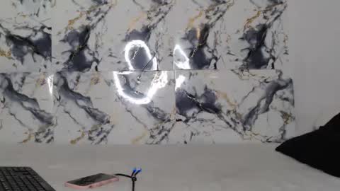 ashleyt255 online show from 06-19-26, 06:45