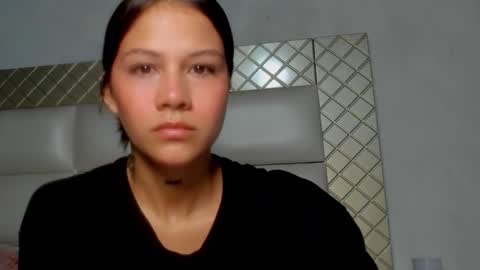    online show from 10-19-25, 11:38