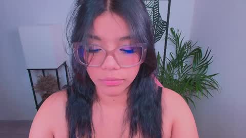 Ashleyy18   online show from 04-03-26, 12:41